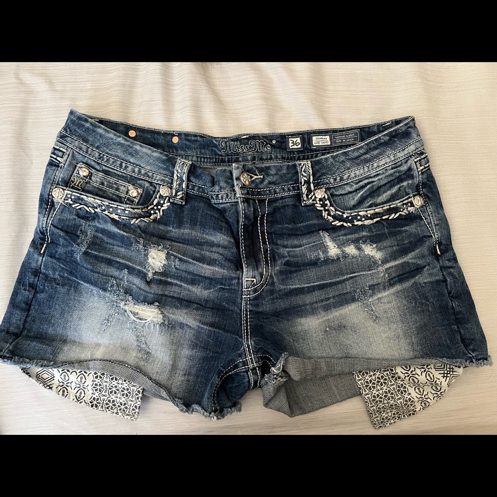 Miss Me Shorts